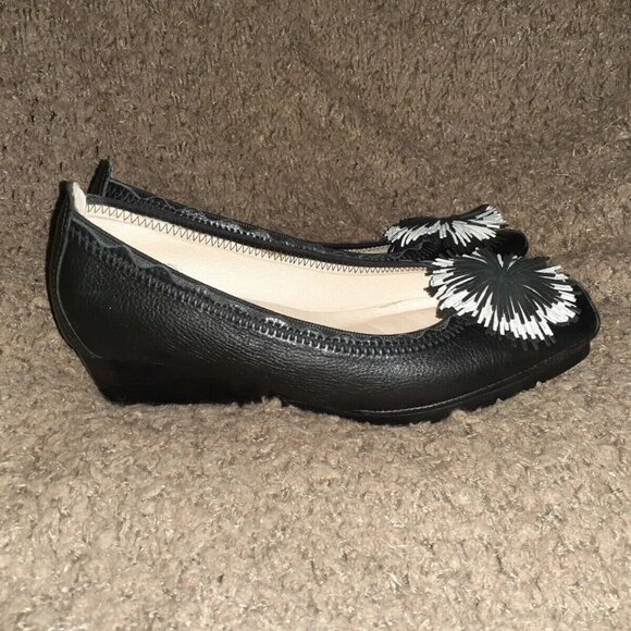 HISPANITAS-Freya-Wedge Pump-Black Leather-Suede Fringe Poms-Sz 37-6.5-Near Mint - Picture 4 of 7